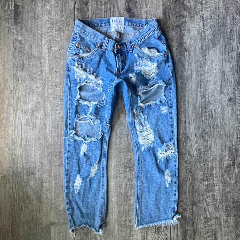 One tablespoon distressed style denim jeans.(24) - Picture 10 of 16